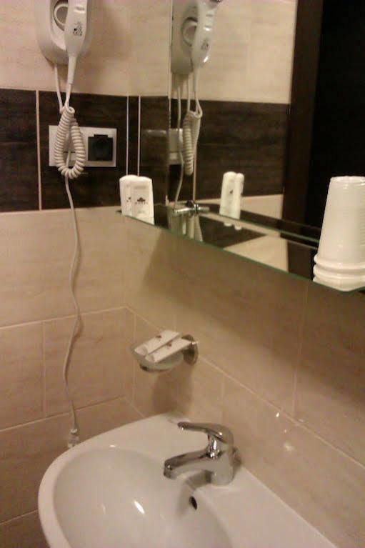 Hotel Platinum Hrubieszow Kültér fotó