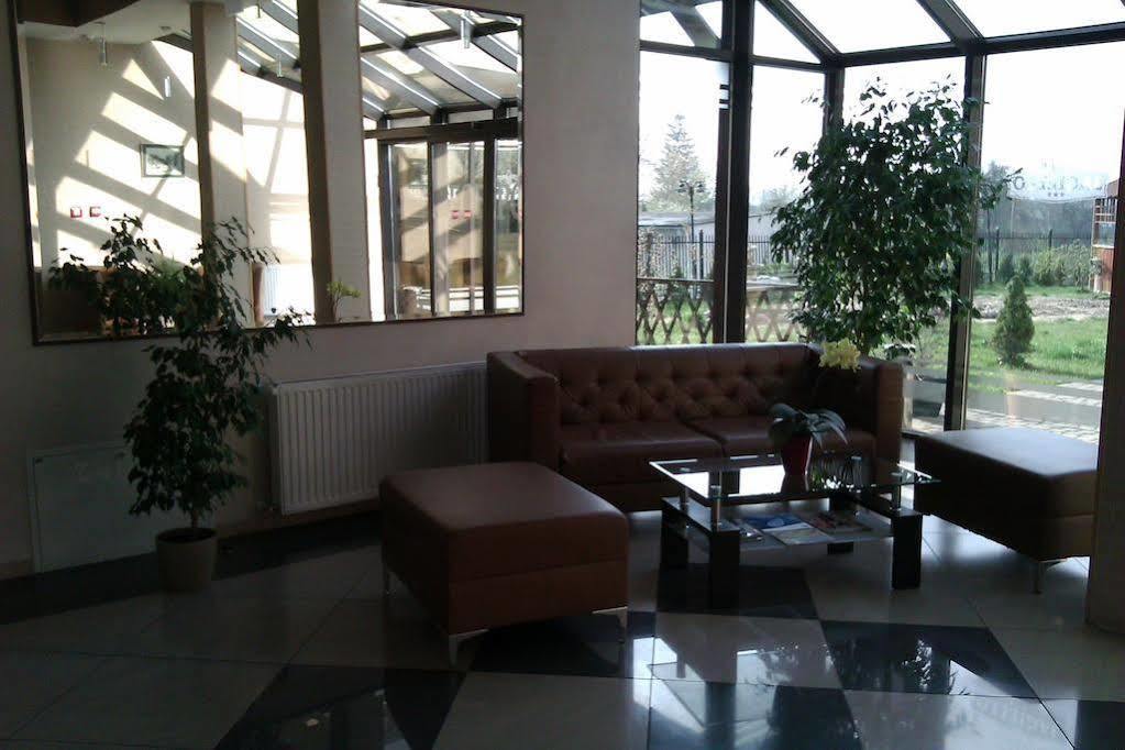 Hotel Platinum Hrubieszow Kültér fotó