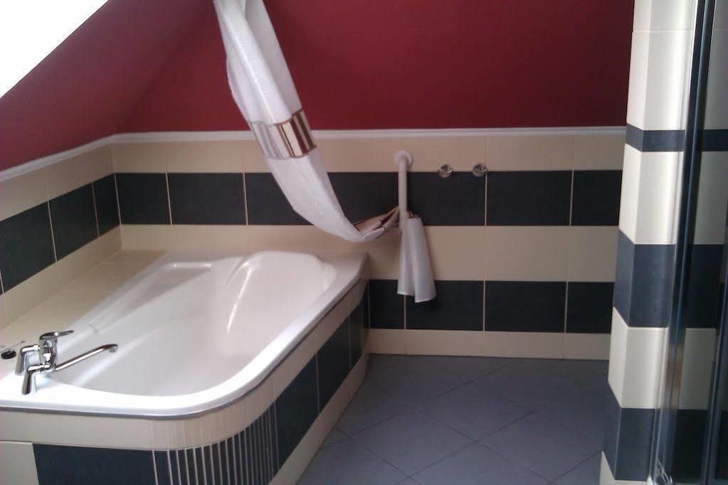 Hotel Platinum Hrubieszow Kültér fotó