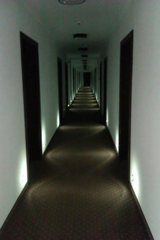 Hotel Platinum Hrubieszow Kültér fotó