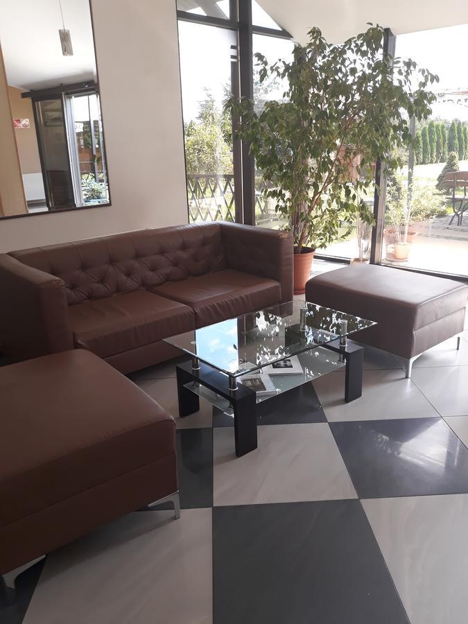 Hotel Platinum Hrubieszow Kültér fotó