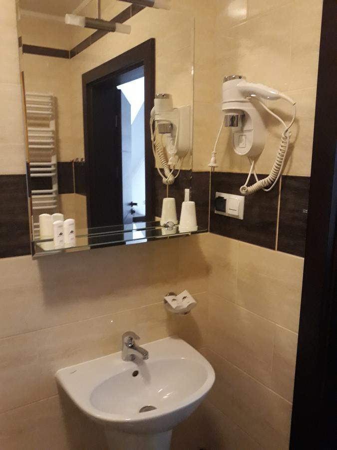Hotel Platinum Hrubieszow Kültér fotó