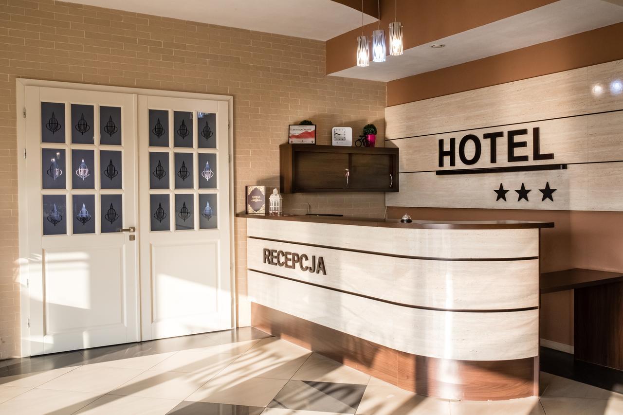 Hotel Platinum Hrubieszow Kültér fotó