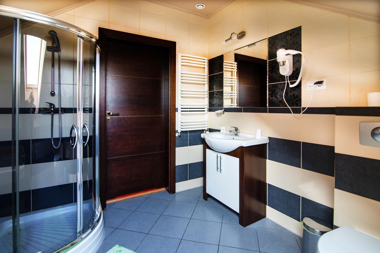 Hotel Platinum Hrubieszow Kültér fotó
